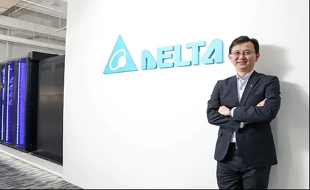 一塊黃仁勛簽名產(chǎn)品，揭露臺達(dá)野心　當(dāng)起AI服務(wù)器「水電專家」